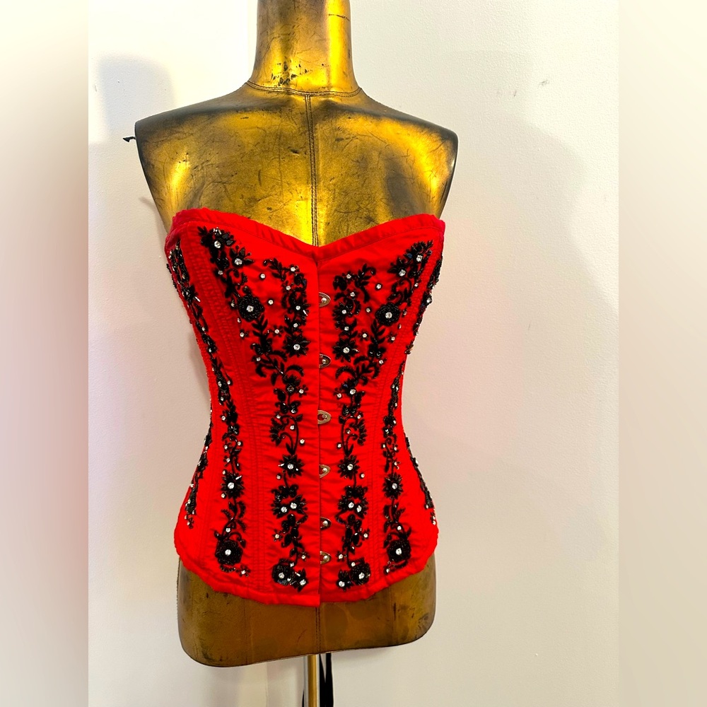 Red overbust corset size 24